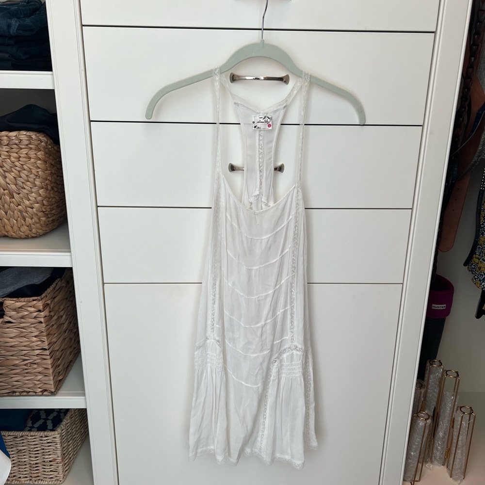 White lace dress